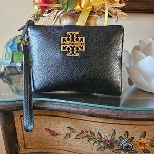 TORY BURCH Britten Black Large Zip Pouch/Wristlet